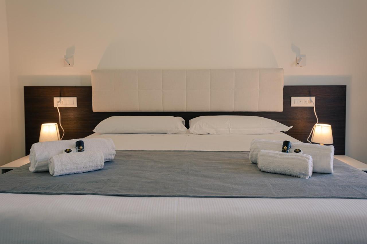 Verona Centre Suite - Royal Welcome Exteriör bild